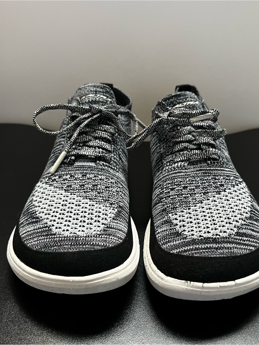 Altra Vali Casual Zero Drop Knit Sneakers - Black & Grey - Picture 2 of 7